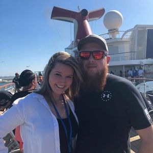 Meet your Posher, Lea